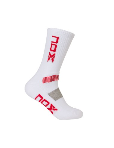 CALCETINES TﾉCNICOS MEDIA CAﾑA NOX BLANCO LOGO ROJO VERTICAL CAHMCBLVROBAG |Padel offers