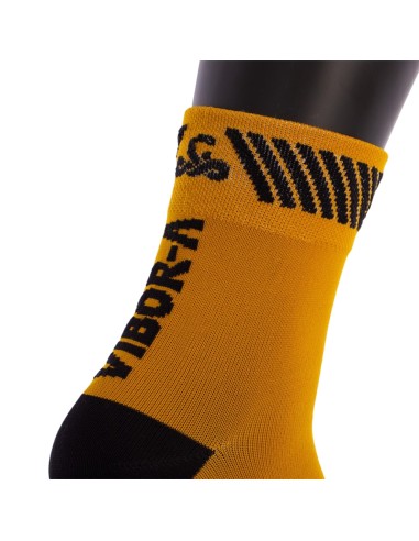 CALCETINES VIBOR-A KAIT MEDIA CAﾑA ORO/NEGRO 40180.OR | Ofertas de padel